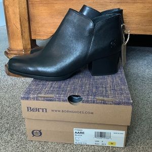 Born black heeled booties